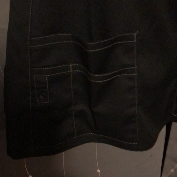 Scrubs top - WonderWink Next Brand - Mediun in Black - Picture 5 of 6